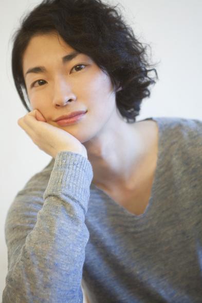 日本節目巧遇「女性向紅牌AV男優」因負債2千萬爆肥30Kg大崩壞：還債都靠這一根雞O(笑