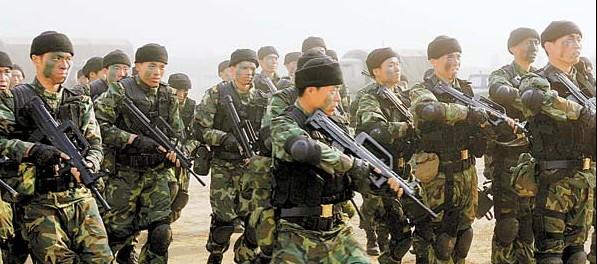 [轉] 27軍軍長怒砸黑社會洗浴中心（砸的真爽！！）