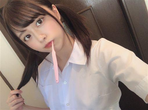 av界理科女孩儿—奏音花音 只凭冲劲闯进暗黑界 - josconcept