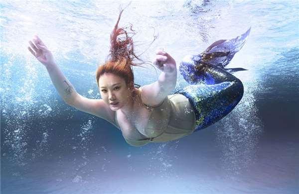 父亲出轨,母亲去世,104公斤的她一生坎坷,如今终於活出了自己的精彩!